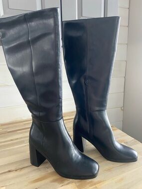 Dulce Vita Knee-High Block Heel Boots - Women